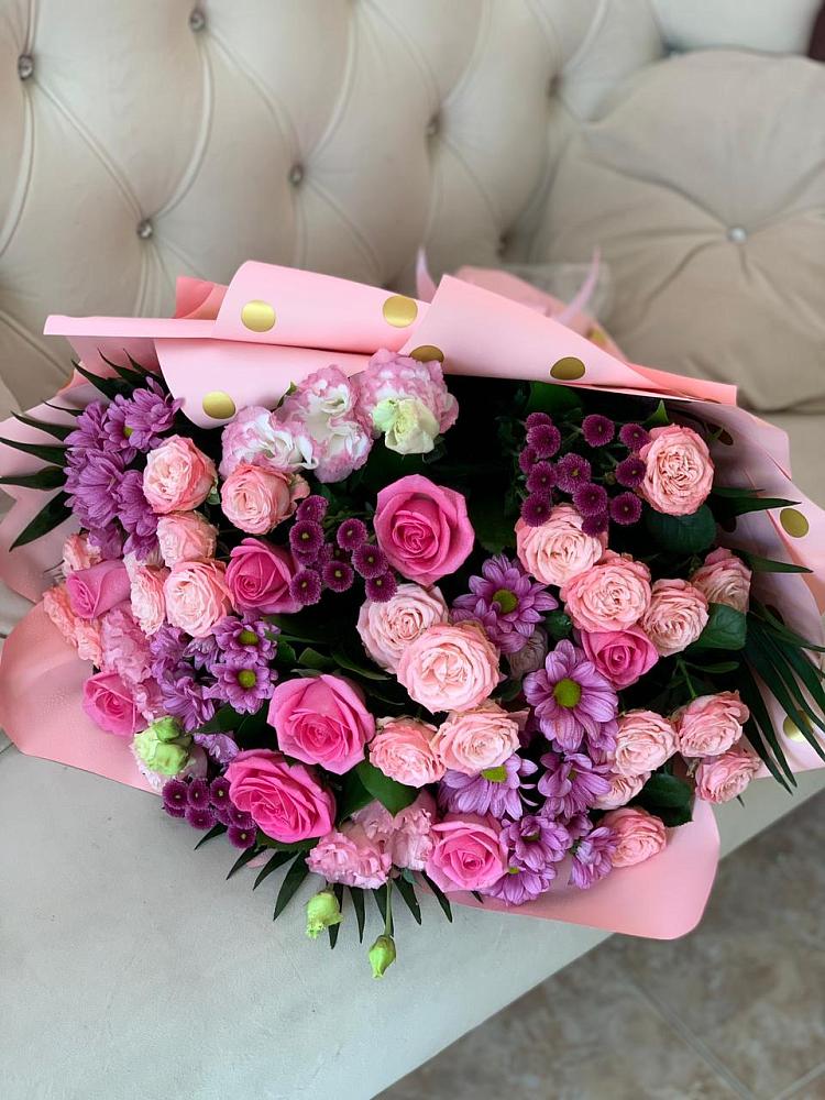 Букет цветов из: Хризантемы, Розы и Лизиантусы в Климово