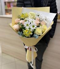Букет цветов из:  Альстромерии, Розы и Хризантемы в Климово