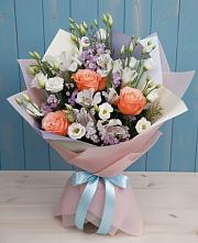 Букет цветов из:  Лизиантусы, Розы, Альстромерии и Гипсофила #REPLACE_PRED# Климово