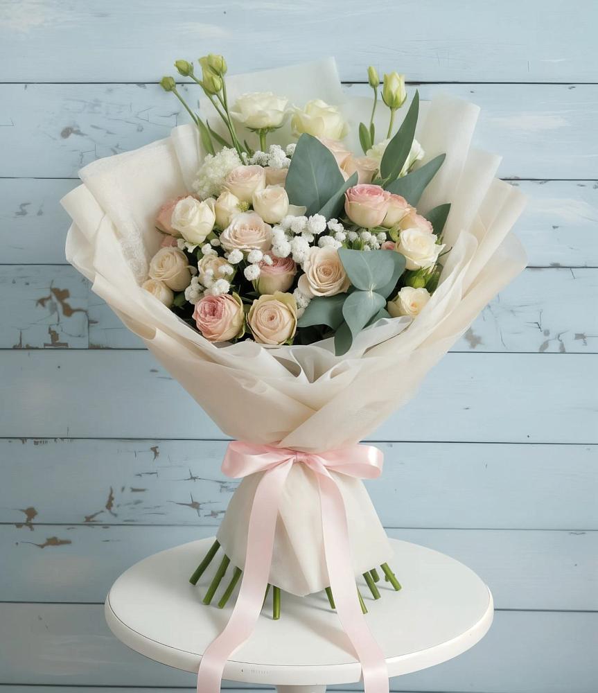 Букет цветов из: Розы и Лизиантусы в Климово