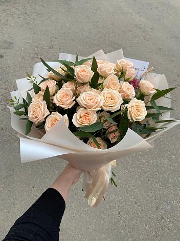 Букет Кремовые розы Латте в Климово