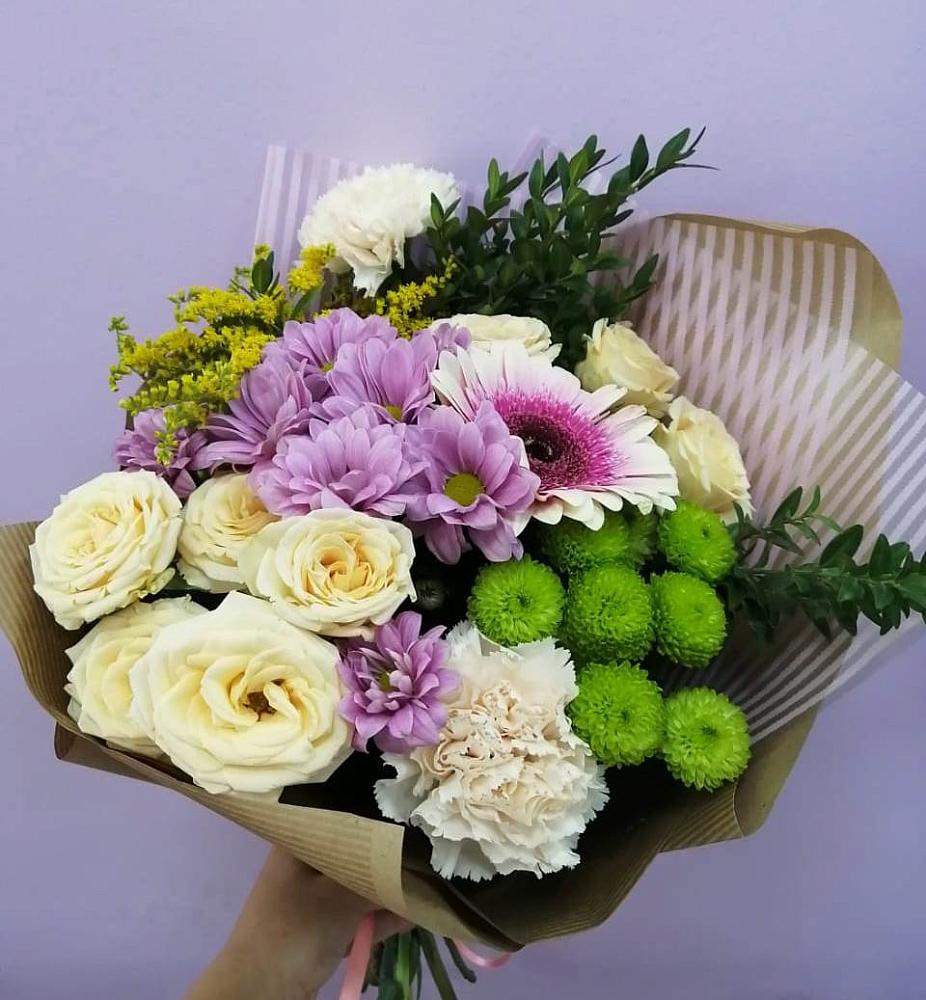 Букет цветов из: Хризантемы, Розы, Гвоздики и Герберы в Климово