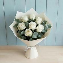 Букет Белые розы в Эвкалипте в Климово