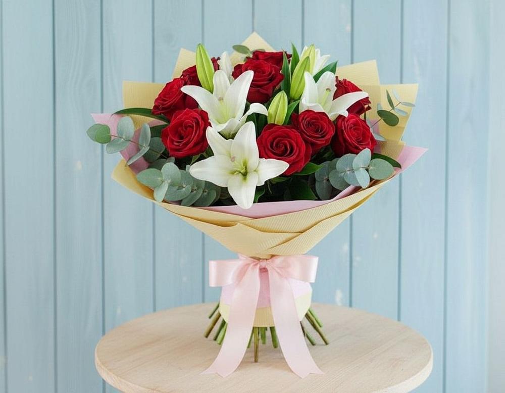 Букет цветов из: Лилии и Розы в Климово